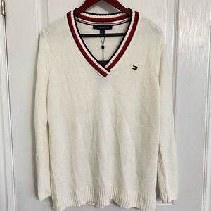 NWT Tommy Hilfiger V-neck Sweater